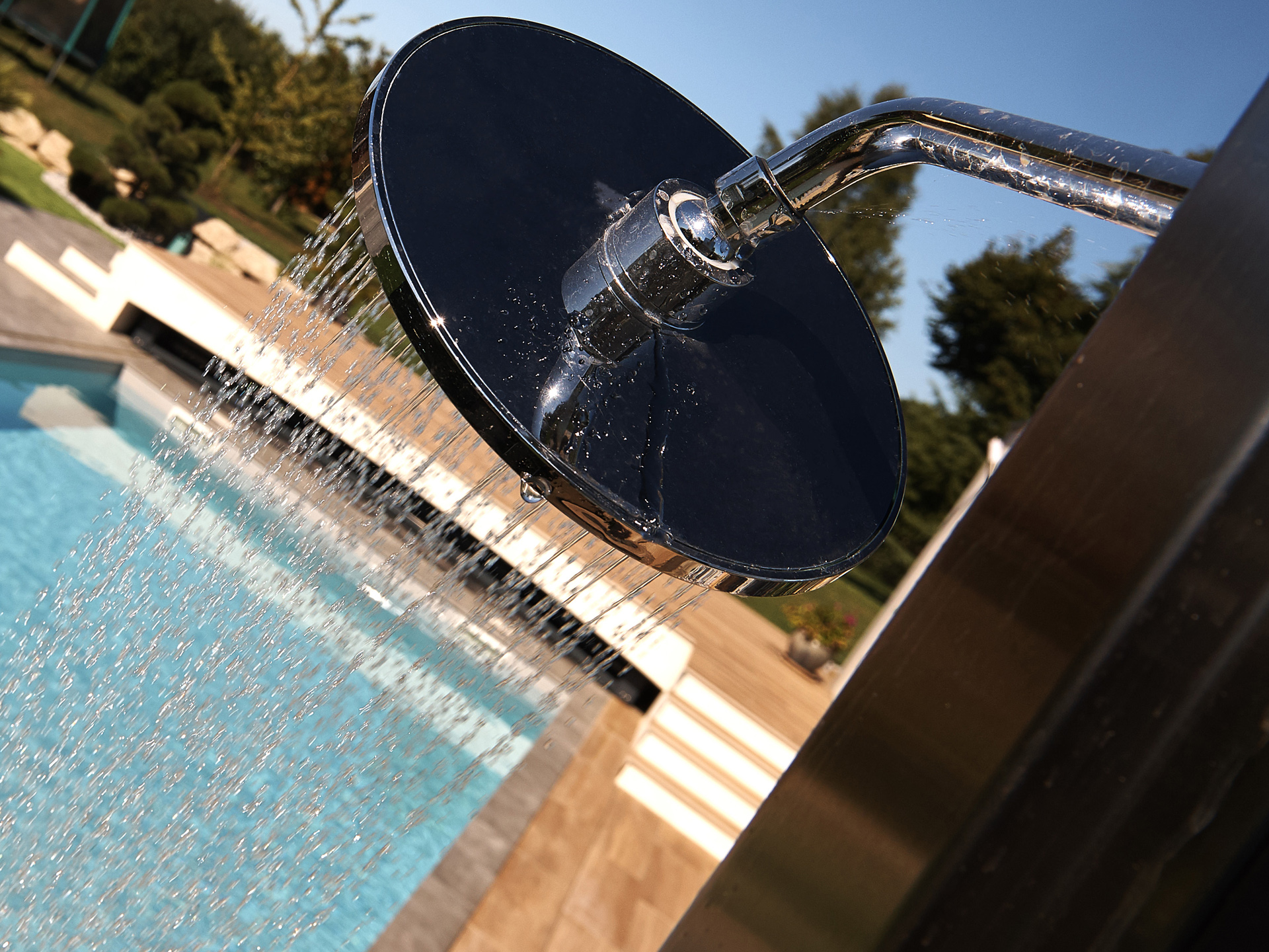 Douche inox extérieure pour piscine